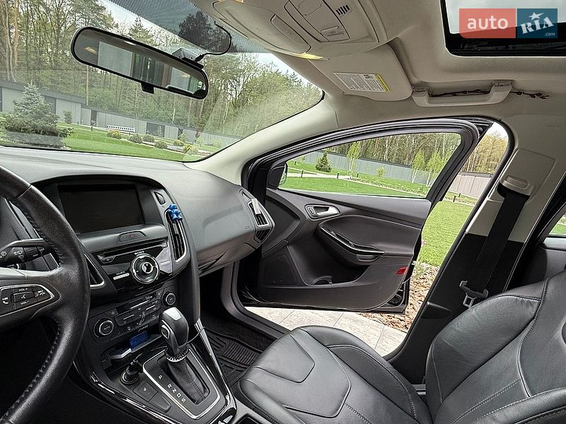 Седан Ford Focus 2017 в Львові