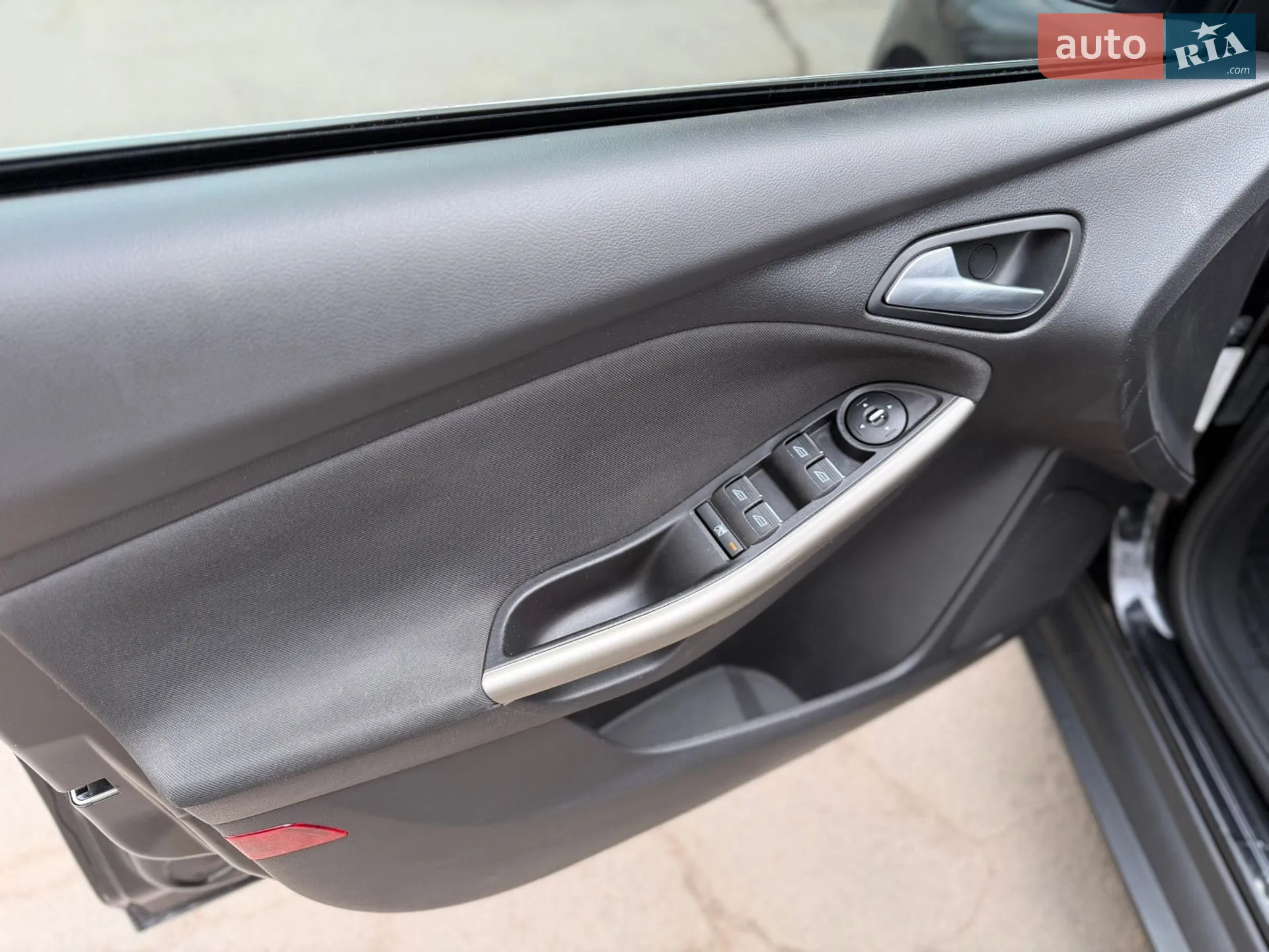2011 Ford Focus - мініатюра 37