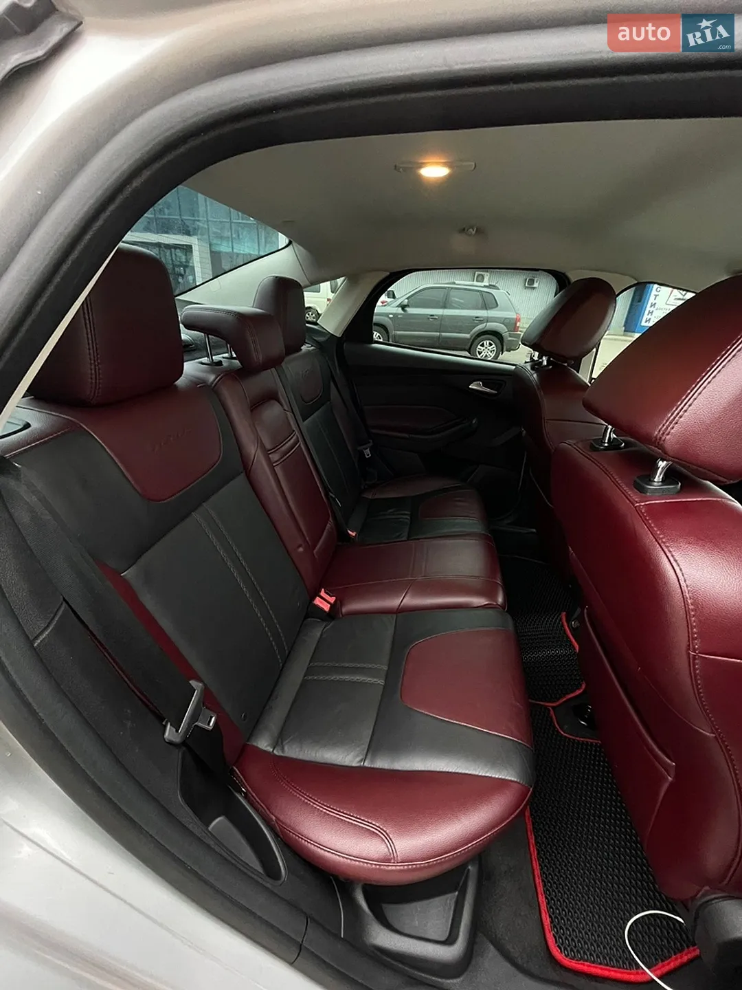 2012 Ford Focus - мініатюра 11