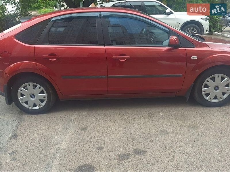 Хэтчбек Ford Focus 2007 в Житомире