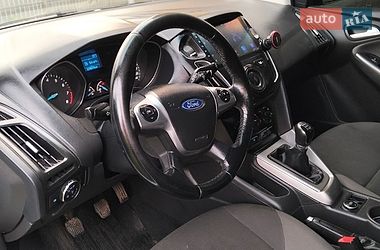 Хэтчбек Ford Focus 2014 в Львове фото 4 Хэтчбек Ford Focus 2014 в Львове