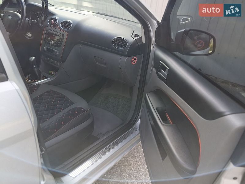 Хэтчбек Ford Focus 2009 в Кропивницком