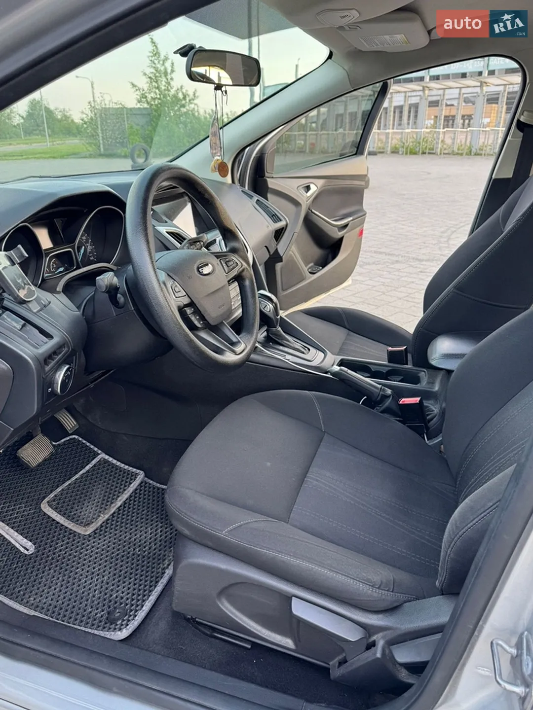 2015 Ford Focus - мініатюра 19