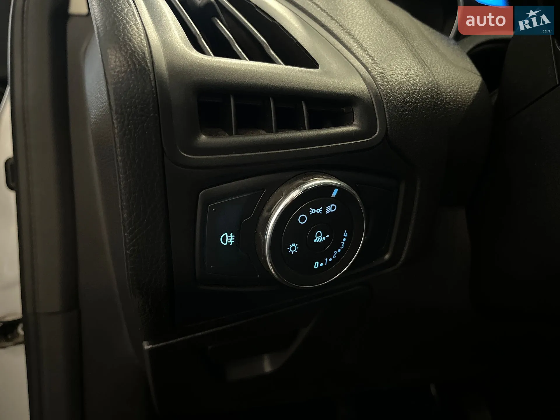 2014 Ford Focus - мініатюра 16