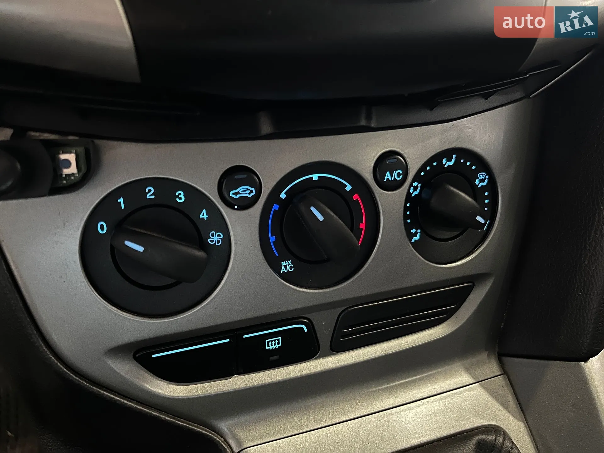 2014 Ford Focus - мініатюра 14