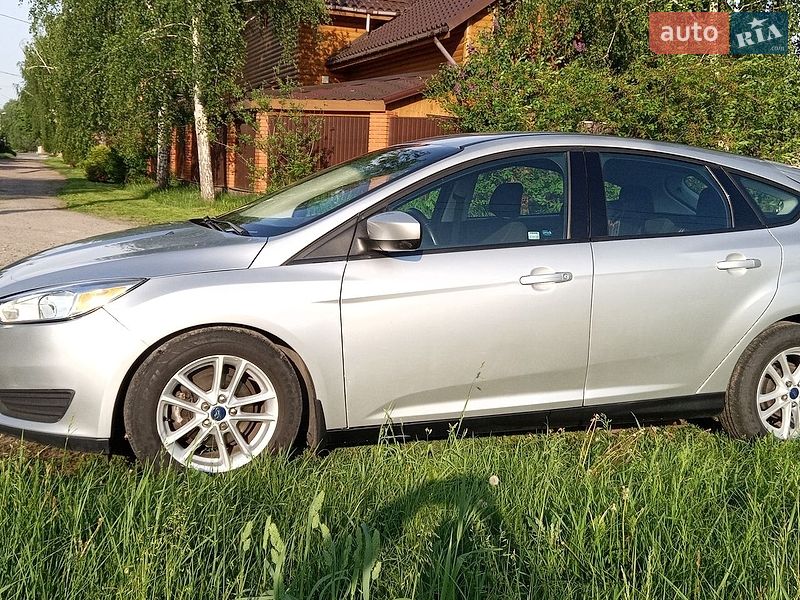 Хэтчбек Ford Focus 2017 в Киеве
