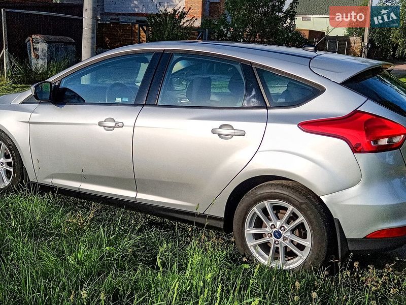 Хэтчбек Ford Focus 2017 в Киеве