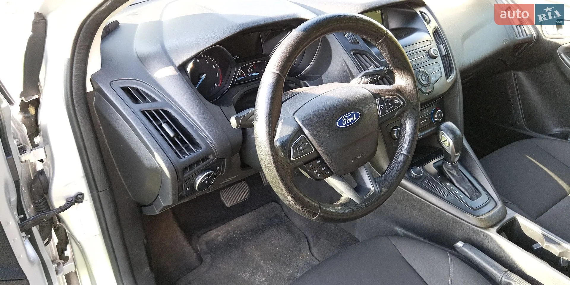 2017 Ford Focus - мініатюра 10