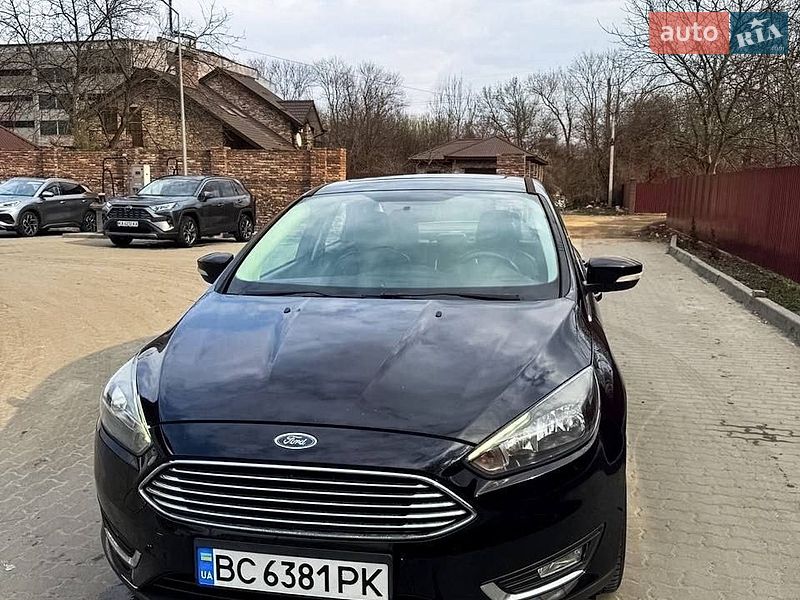 Седан Ford Focus 2017 в Івано-Франківську