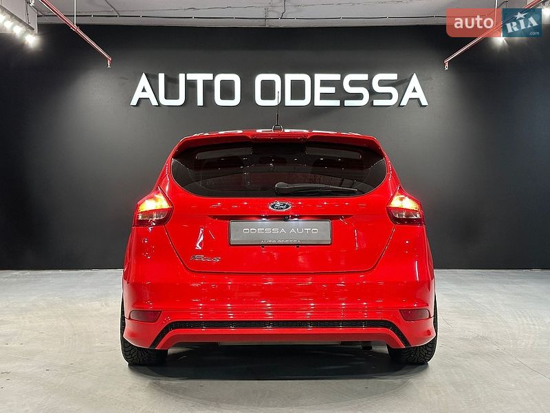 Хэтчбек Ford Focus 2017 в Одессе