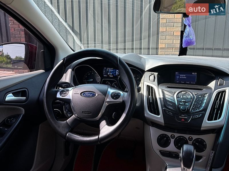 Седан Ford Focus 2014 в Білогородці фото 34 Седан Ford Focus 2014 в Білогородці