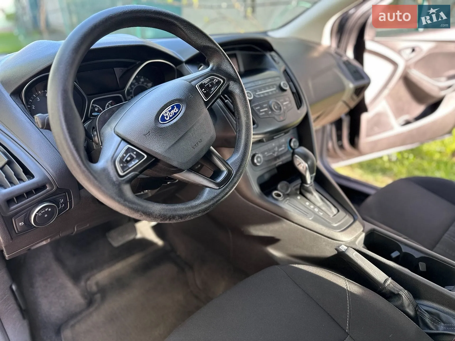 2017 Ford Focus - мініатюра 17
