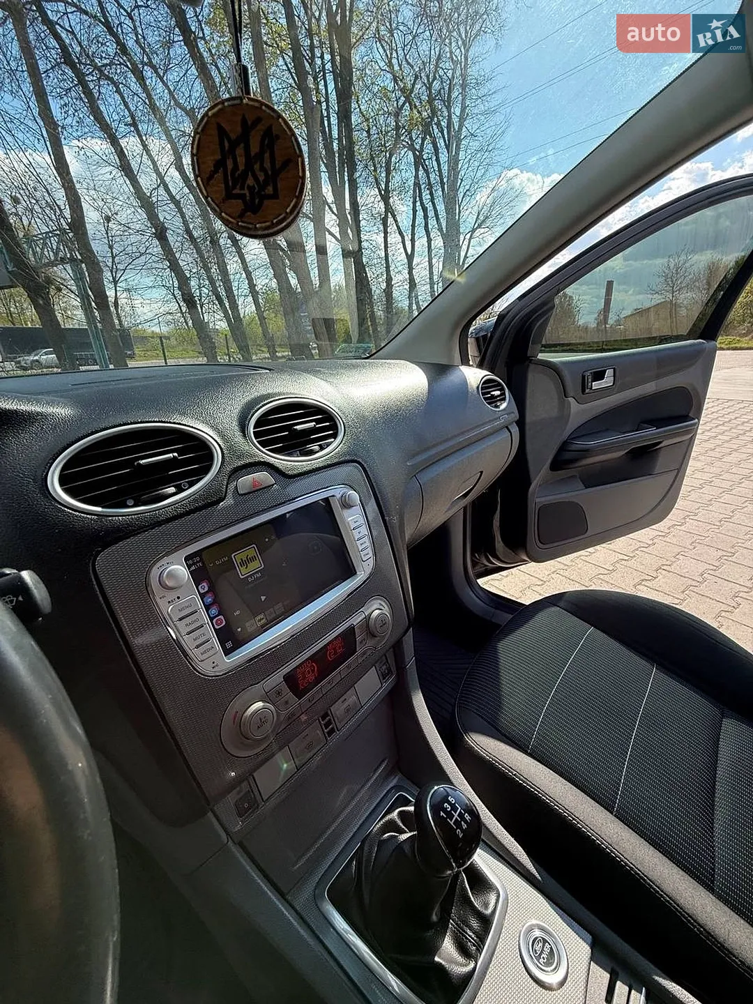 2010 Ford Focus - мініатюра 17