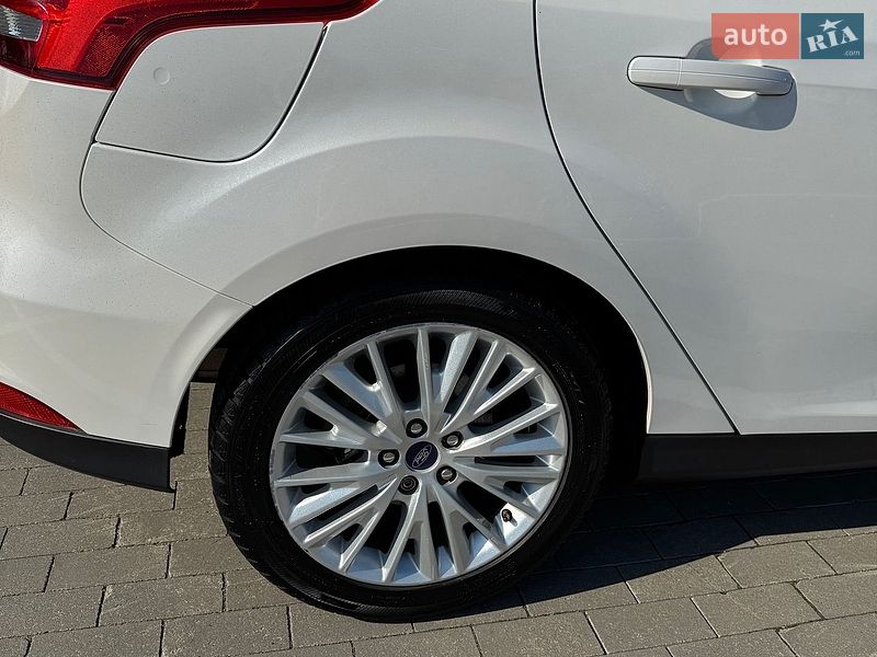 Хетчбек Ford Focus 2016 в Одесі