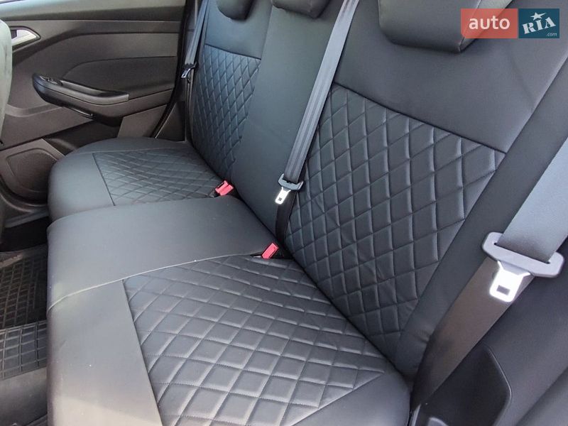 Хэтчбек Ford Focus 2014 в Киеве фото 7 Хэтчбек Ford Focus 2014 в Киеве