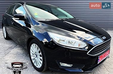 Хэтчбек Ford Focus 2015 в Каменском