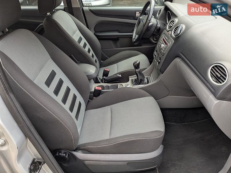 Универсал Ford Focus 2009 в Звягеле фото 29 Универсал Ford Focus 2009 в Звягеле