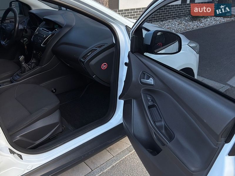 Универсал Ford Focus 2016 в Новомосковске фото 17 Универсал Ford Focus 2016 в Новомосковске