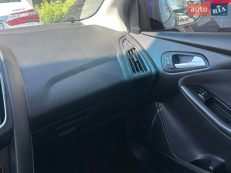 Седан Ford Focus 2015 в Києві