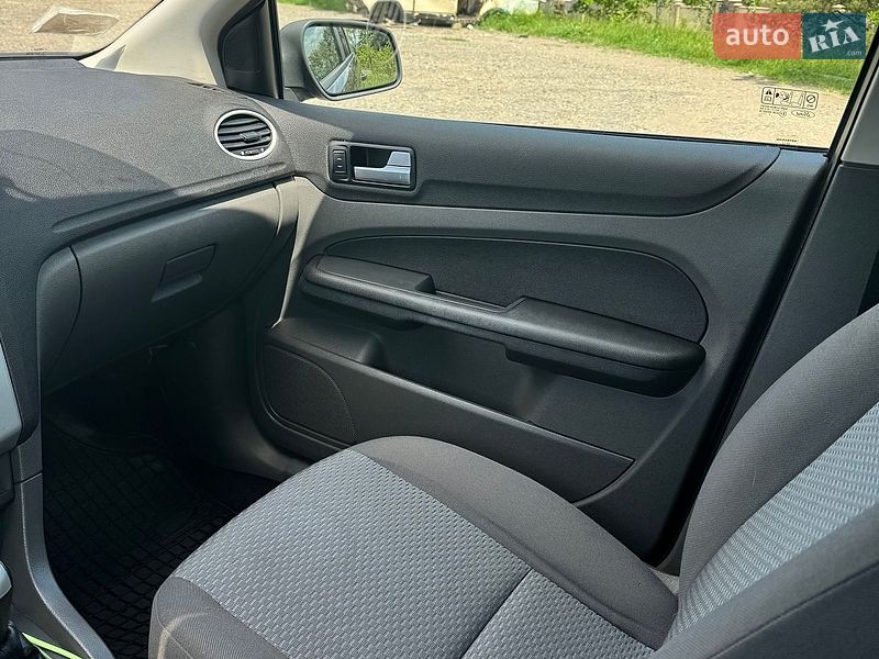 Седан Ford Focus 2007 в Ужгороде