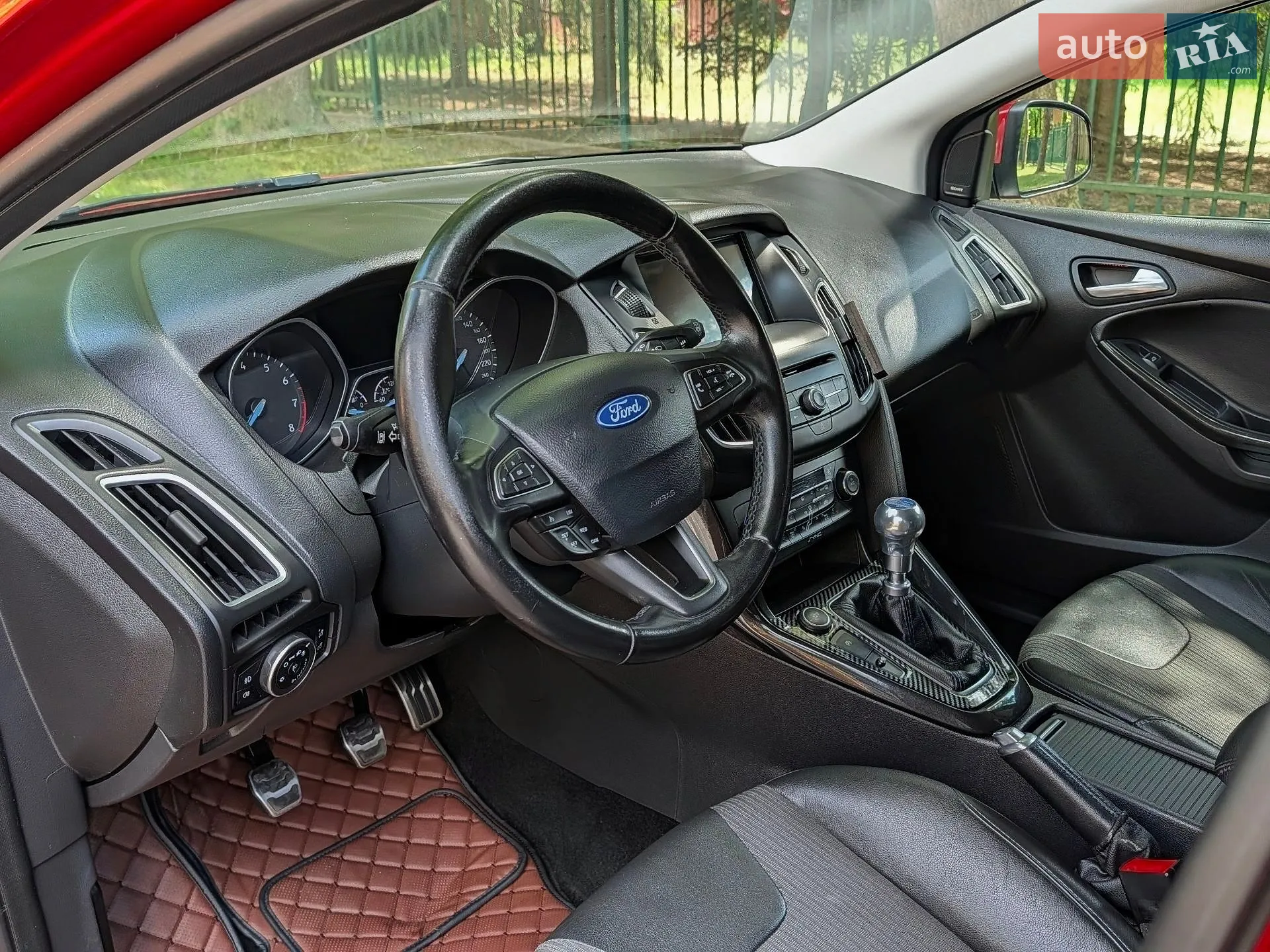 2015 Ford Focus - мініатюра 27