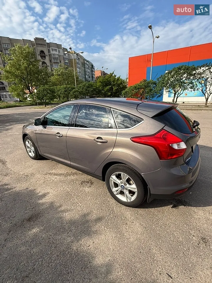 2013 Ford Focus - мініатюра 10
