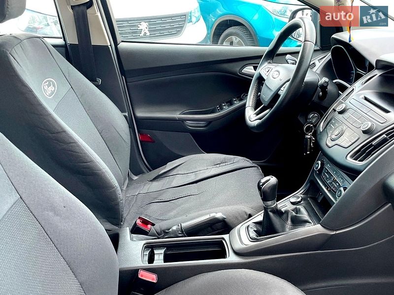 Хэтчбек Ford Focus 2017 в Киеве