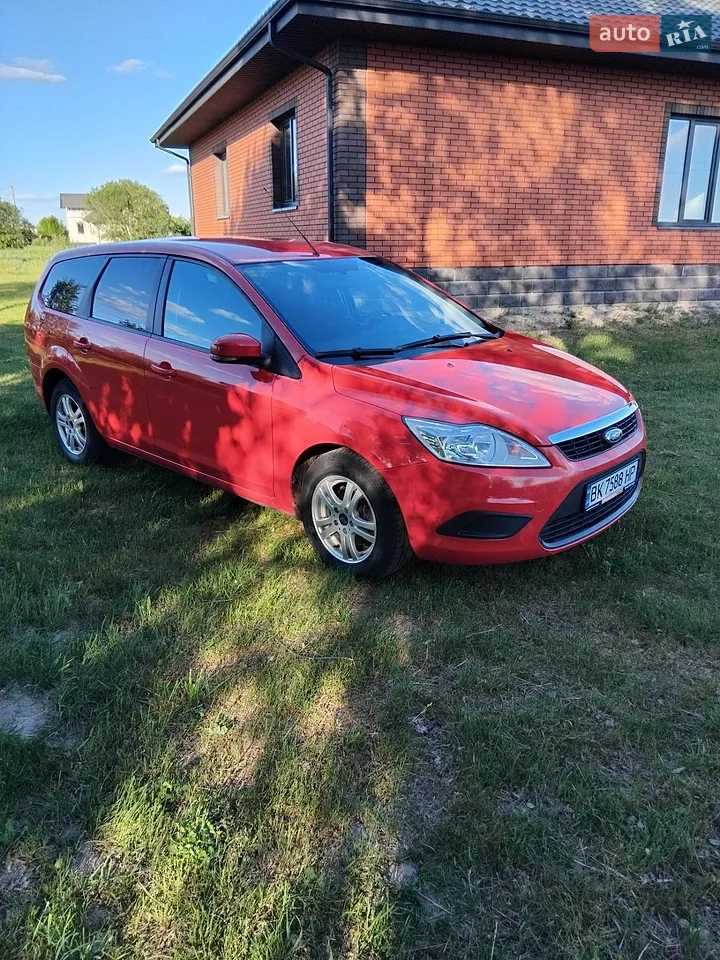 2010 Ford Focus - мініатюра 21