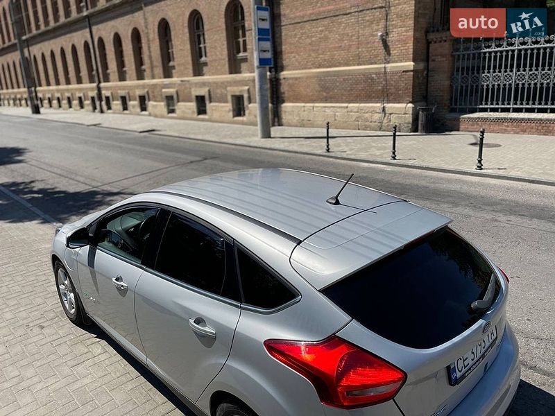 Хетчбек Ford Focus 2018 в Чернівцях