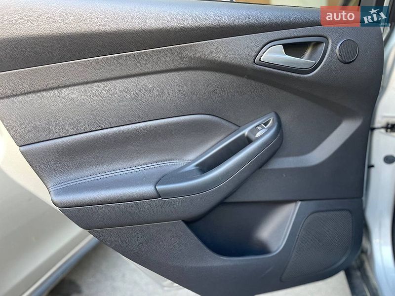 Хетчбек Ford Focus 2018 в Чернівцях