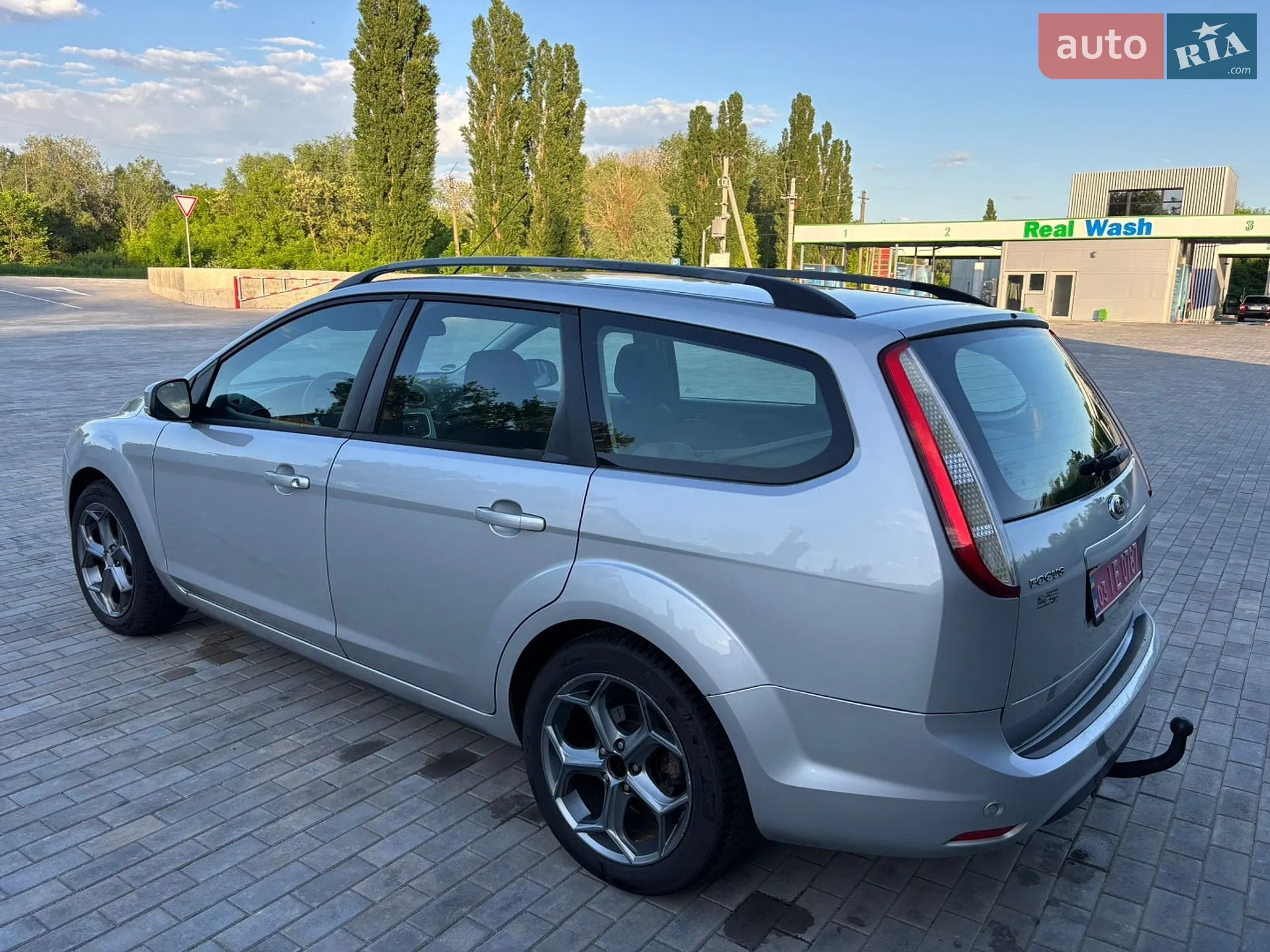 2010 Ford Focus - мініатюра 11