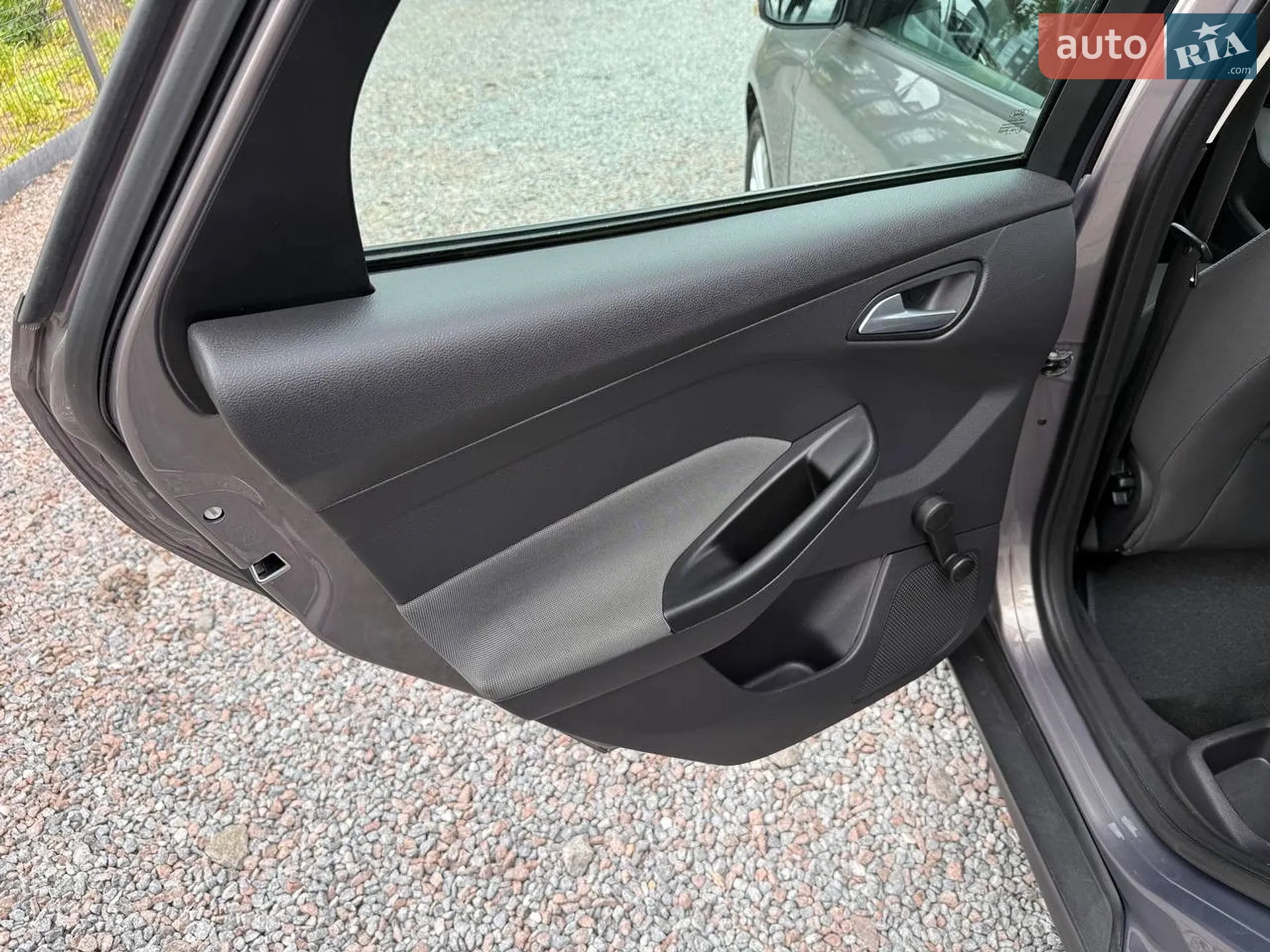 2012 Ford Focus - мініатюра 38