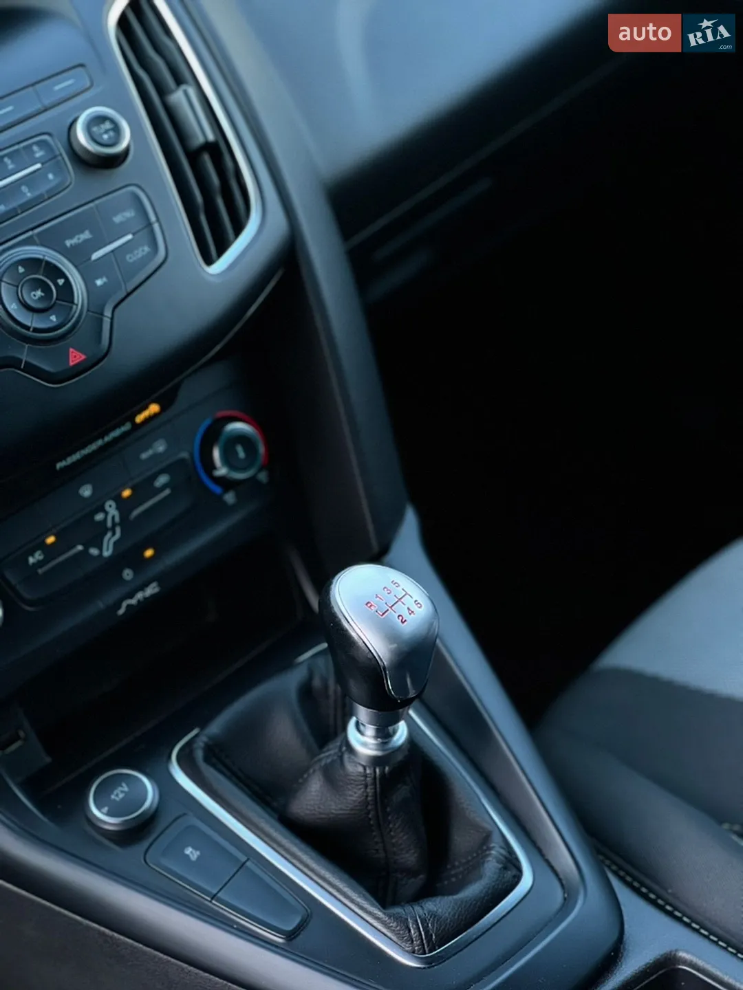 2017 Ford Focus - мініатюра 20