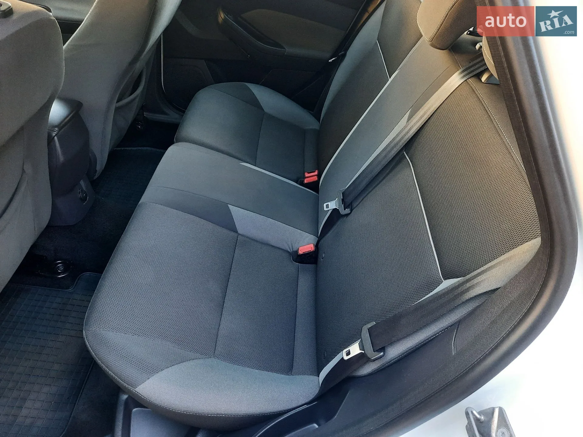 2012 Ford Focus - мініатюра 48