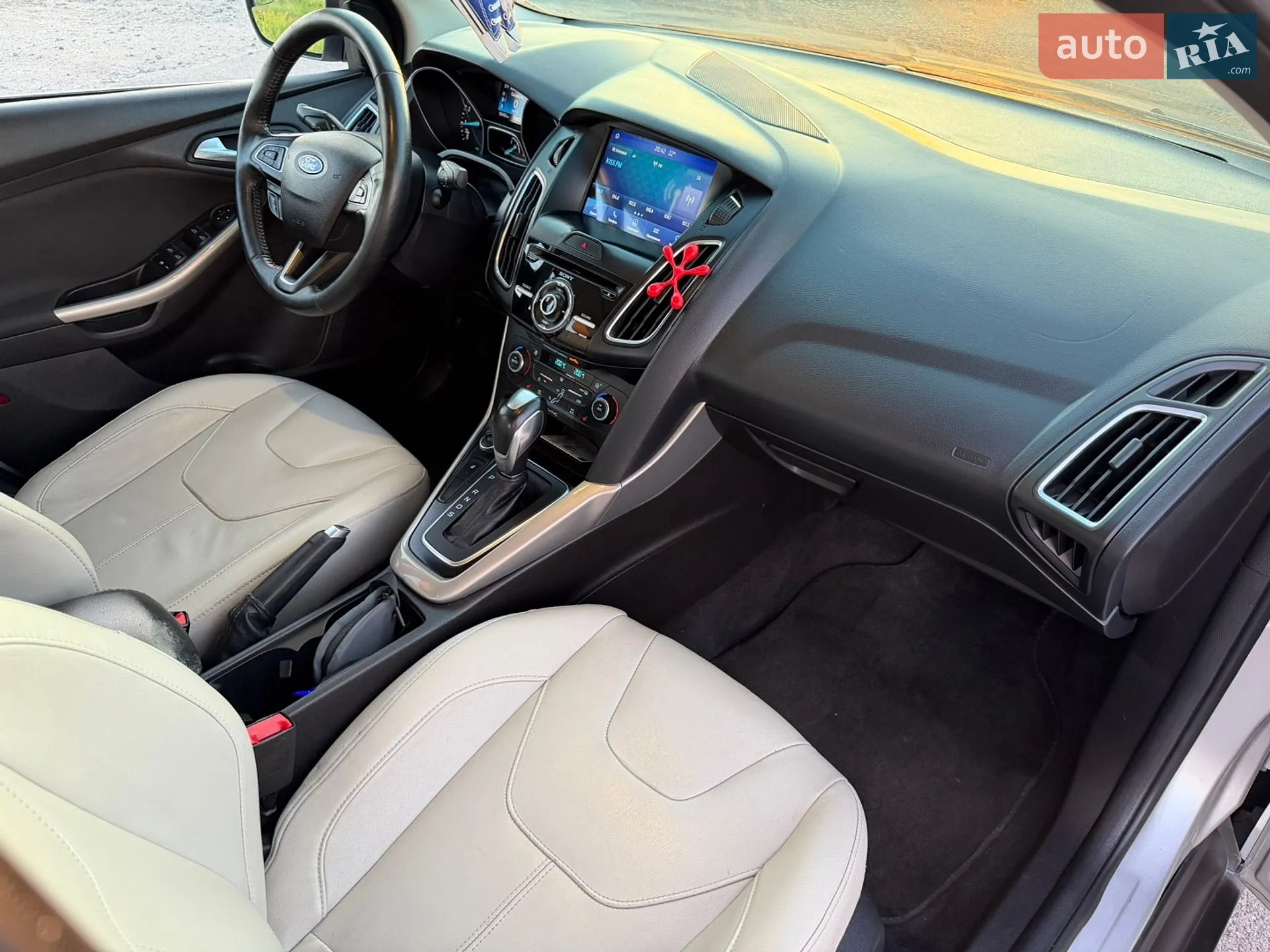 2017 Ford Focus - мініатюра 66