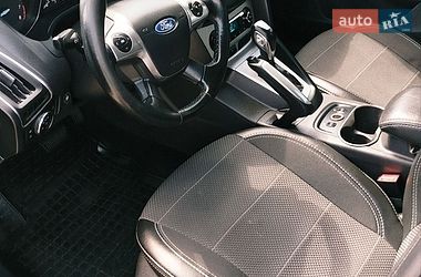 Хэтчбек Ford Focus 2013 в Ивано-Франковске