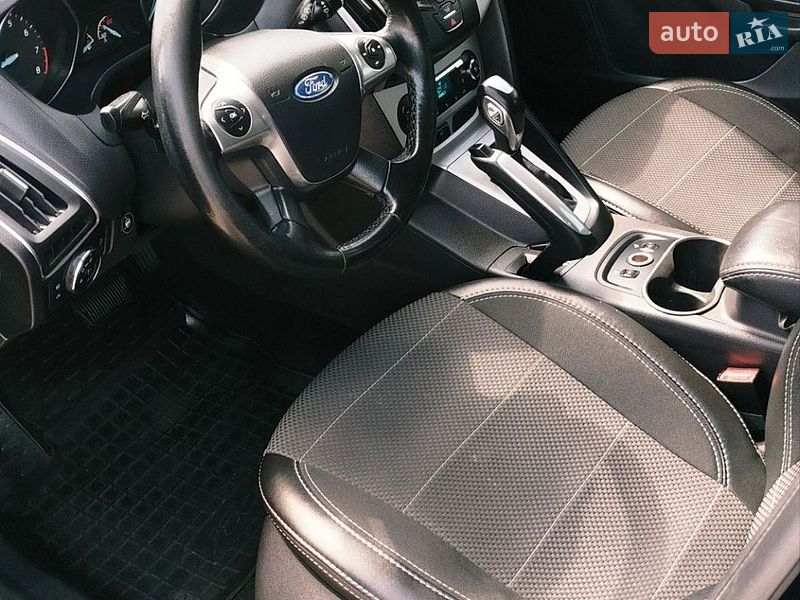 Хэтчбек Ford Focus 2013 в Ивано-Франковске