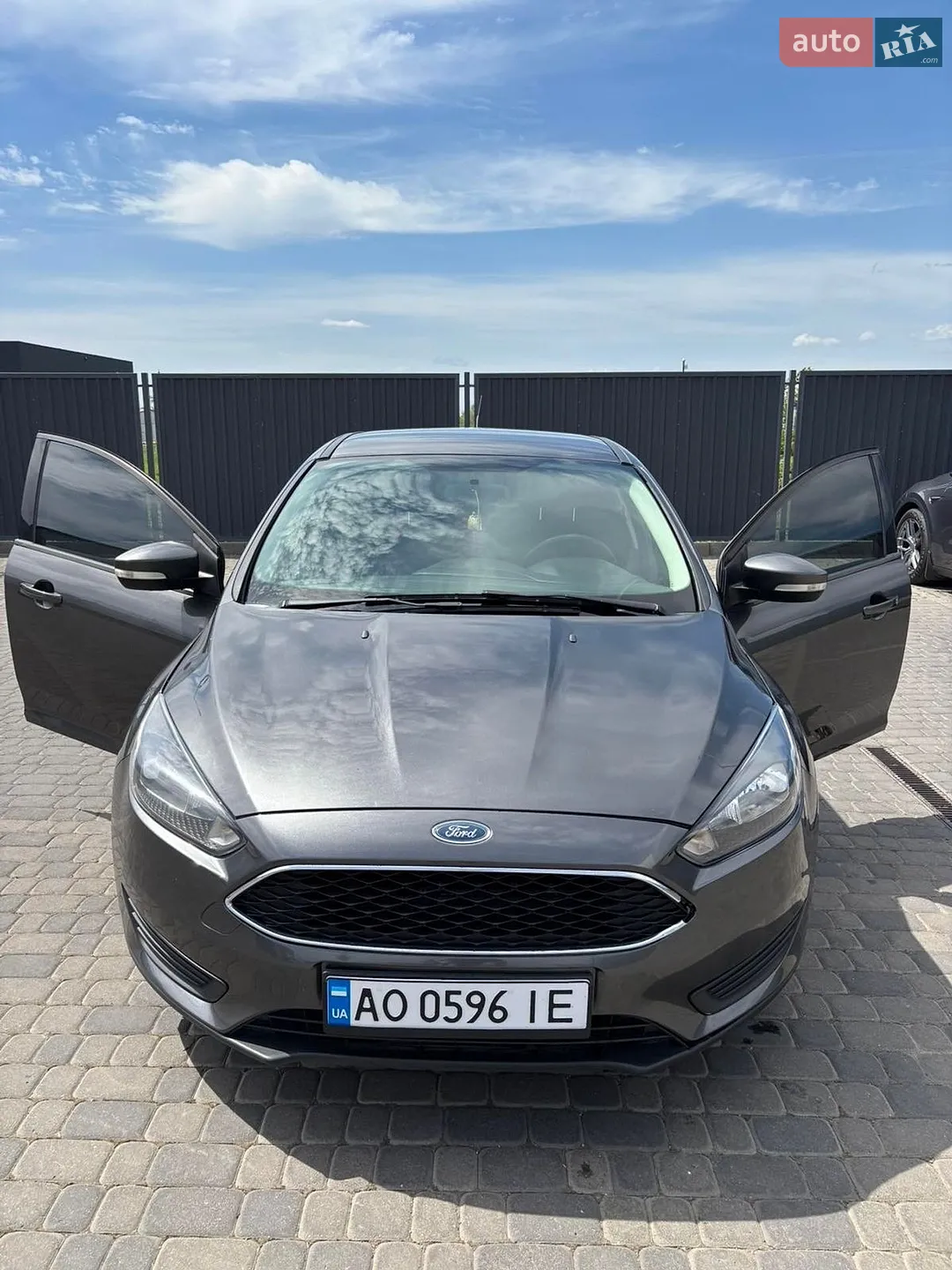 2015 Ford Focus - мініатюра 2