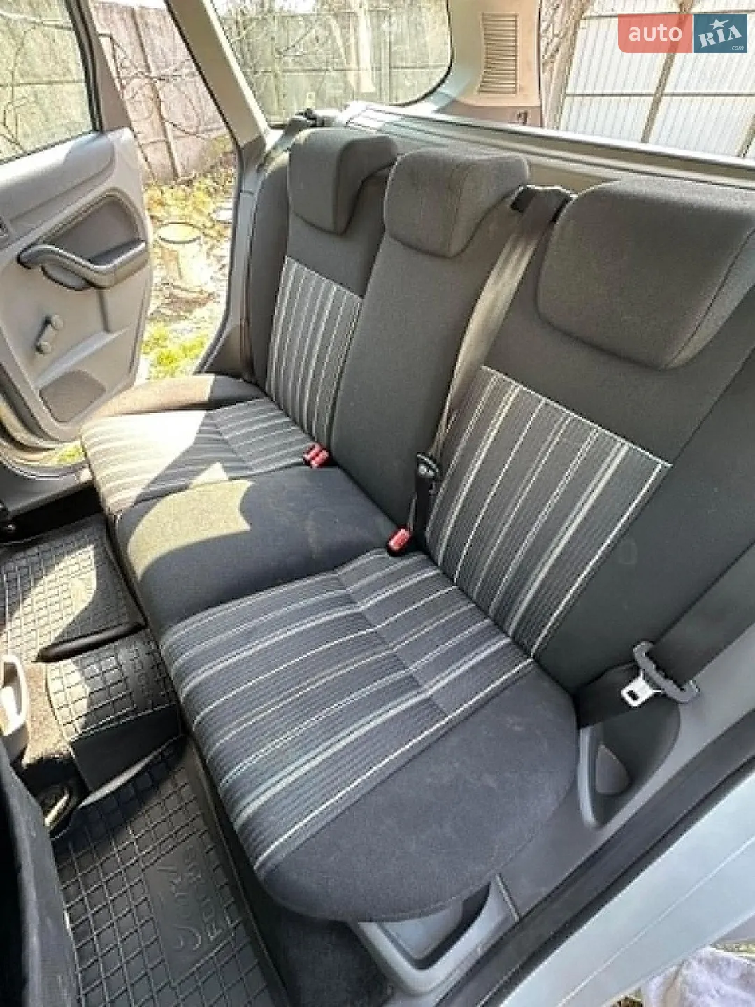 2010 Ford Focus - мініатюра 4