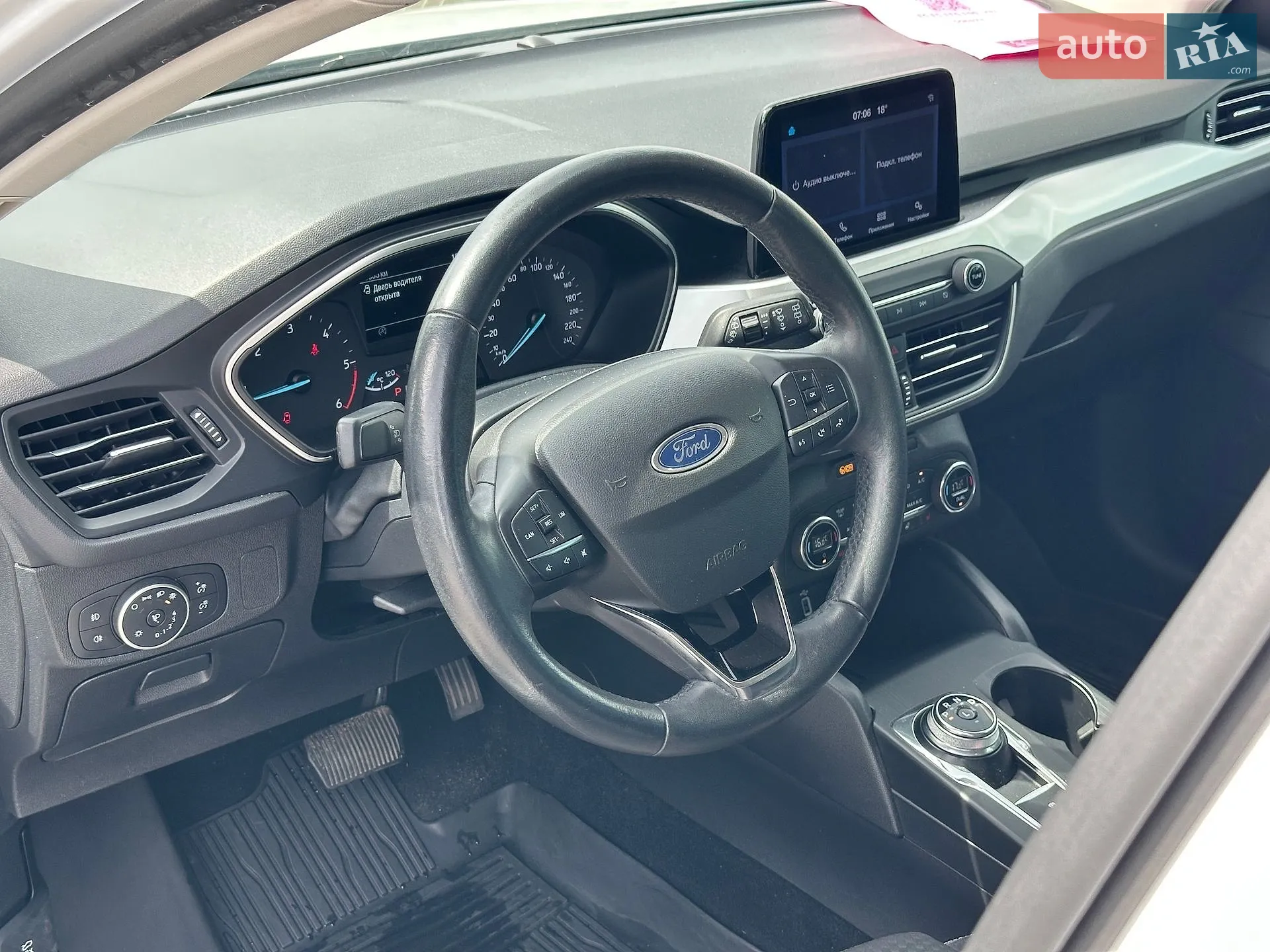 2020 Ford Focus - мініатюра 16