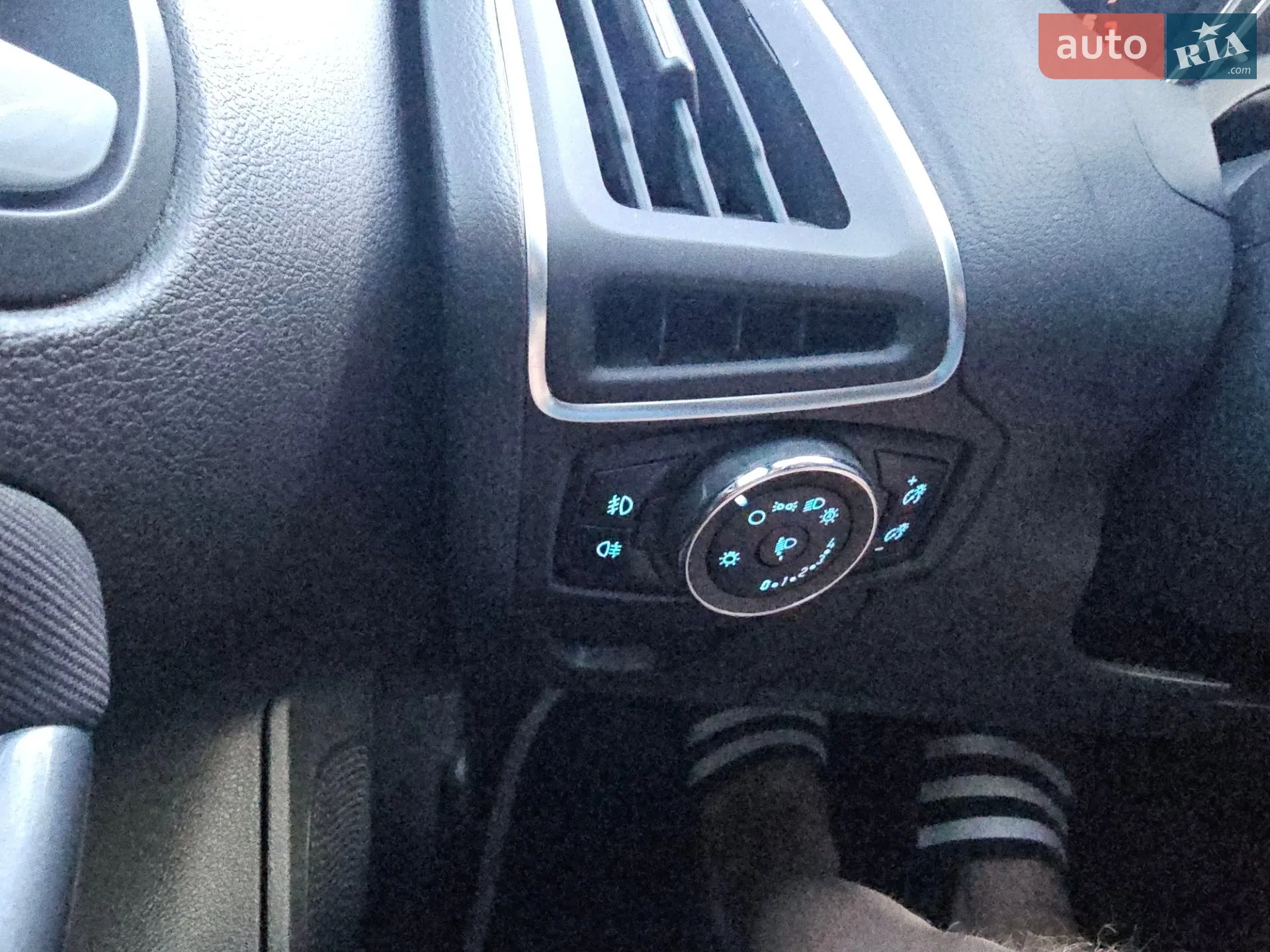 2013 Ford Focus - мініатюра 18