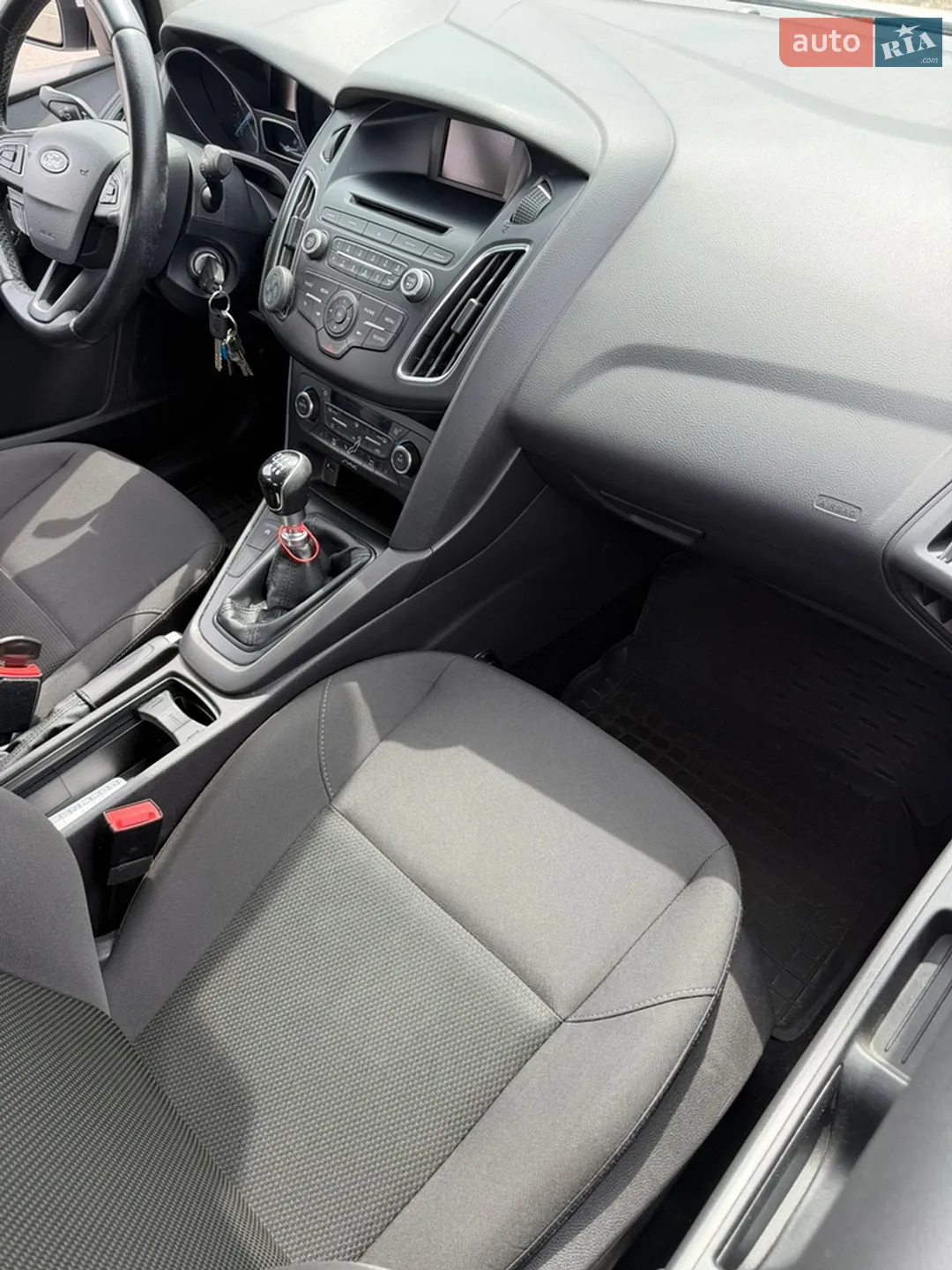 2017 Ford Focus - мініатюра 11