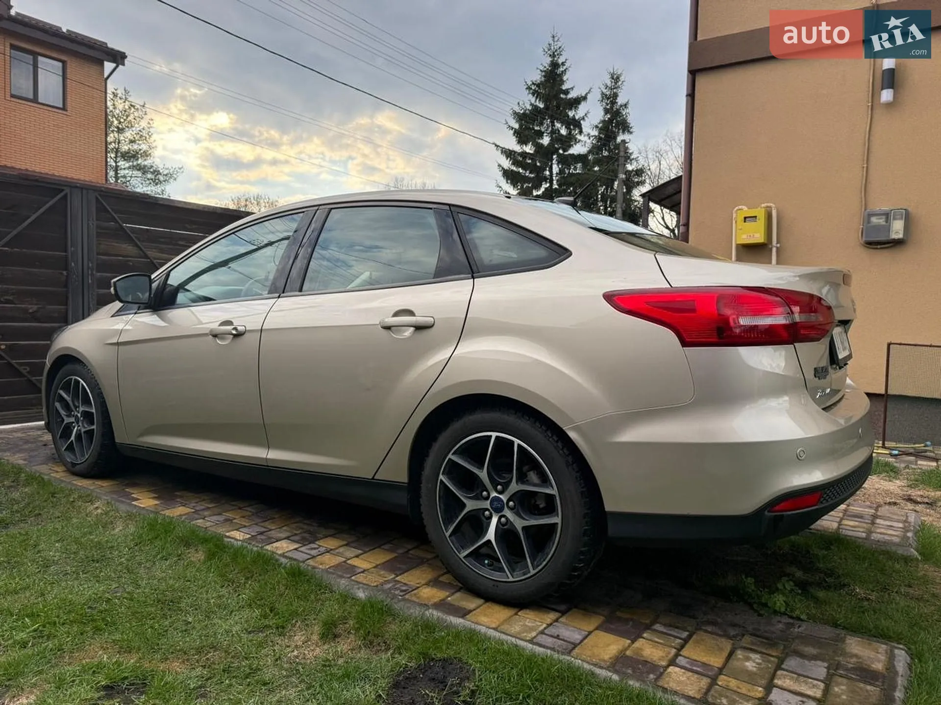2016 Ford Focus - мініатюра 3