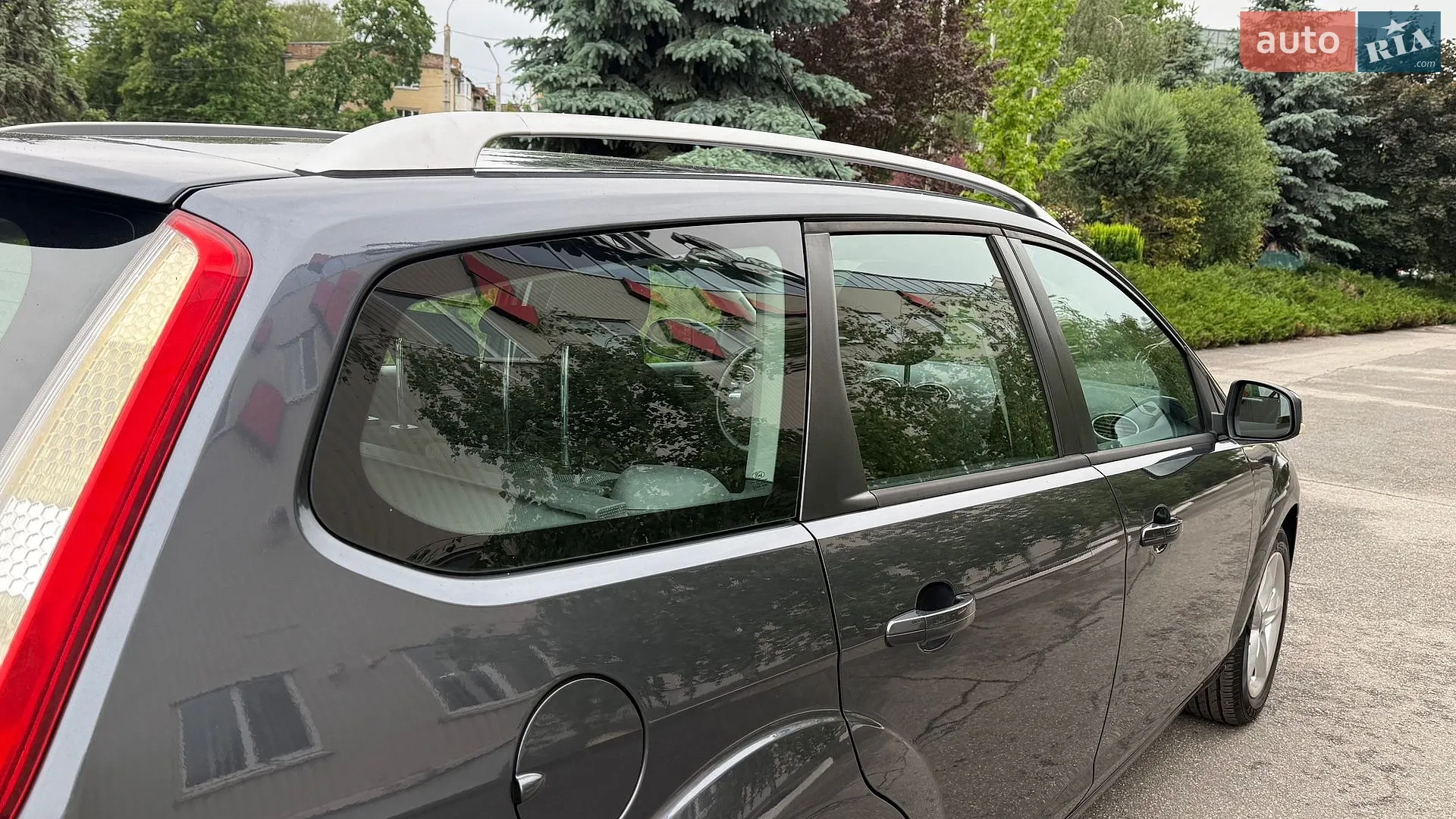 2011 Ford Focus - мініатюра 29