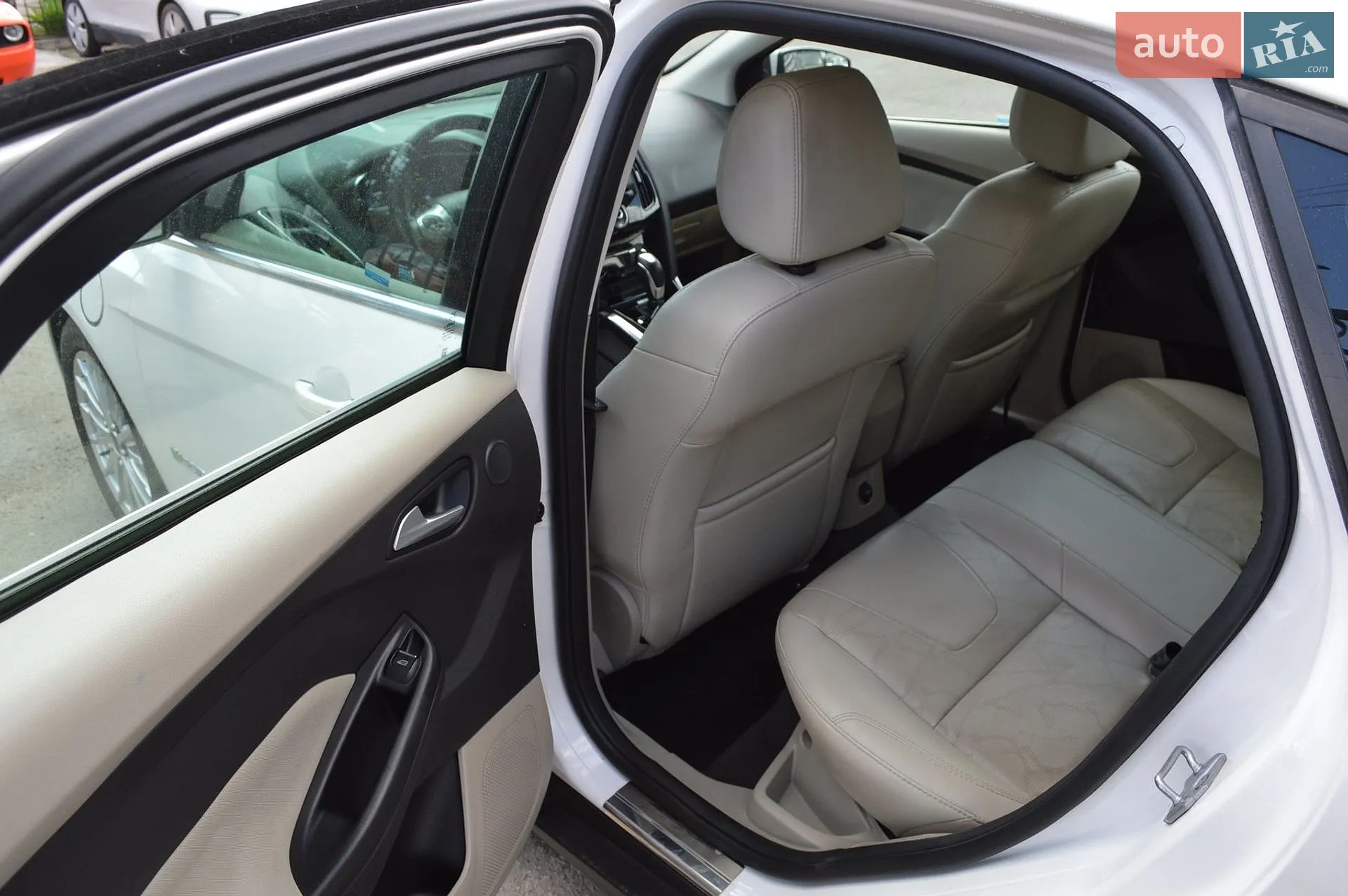 2013 Ford Focus - мініатюра 21