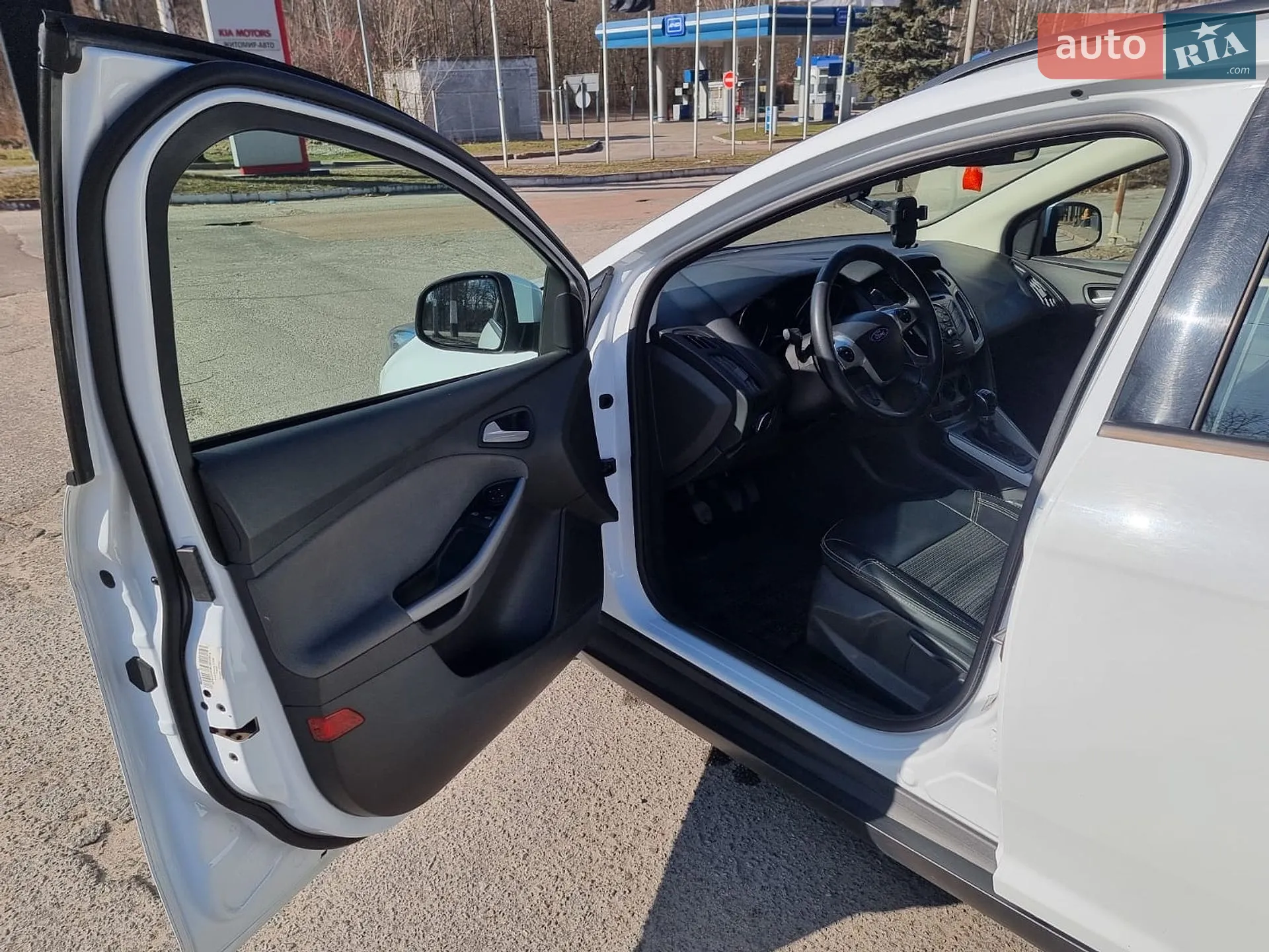 Ford Focus 2013 VIN WF0LXXGCBLDK02814 фото оголошення 7 з 18