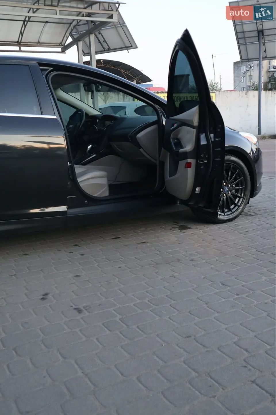 2013 Ford Focus - мініатюра 13