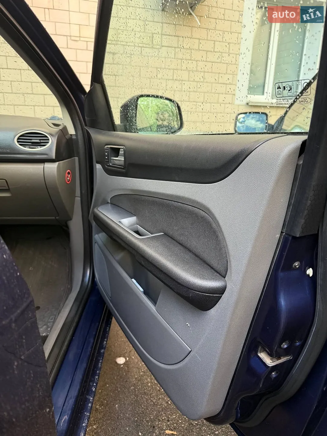 2011 Ford Focus - мініатюра 10