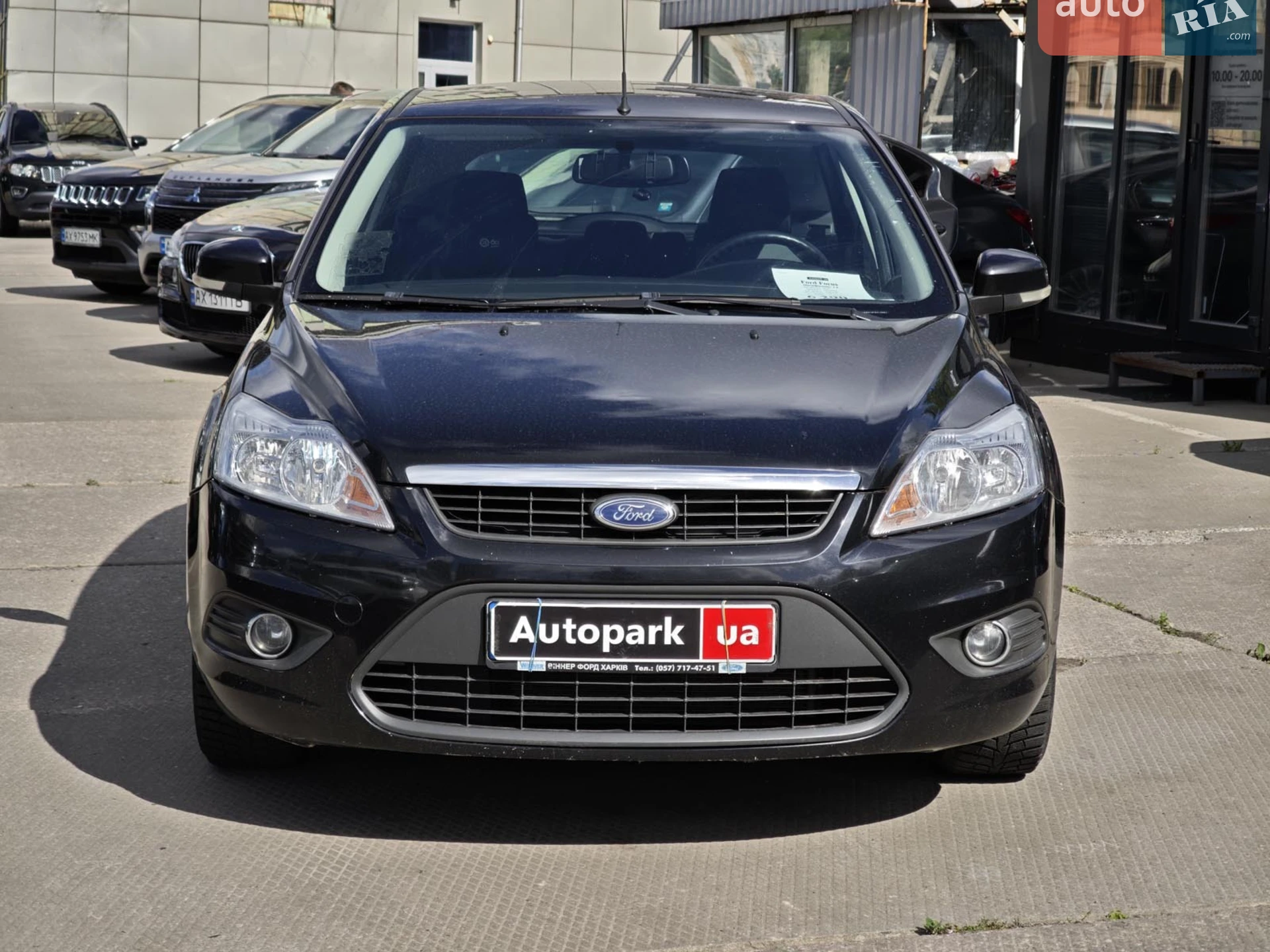 2010 Ford Focus - мініатюра 2