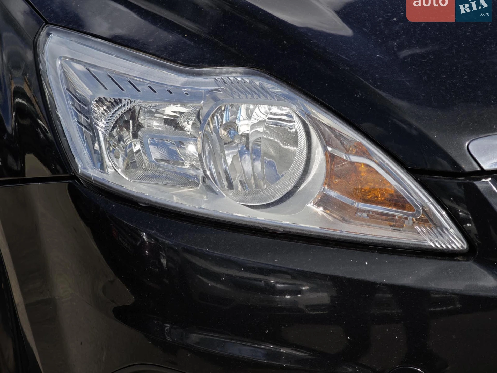 2010 Ford Focus - мініатюра 4